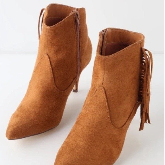 Lulu’s Suade Fringe Ankle Booties - Tan - Picture 12 of 12